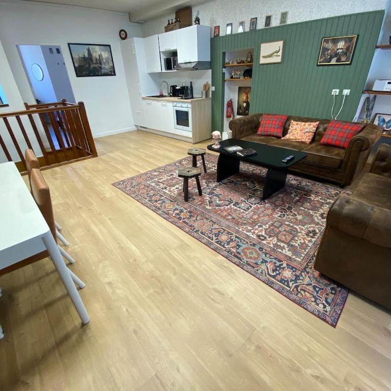 MAISON GERMÈS - CHEZ HARRY - Parking à proximité - Appartement 3 Chambres - 40