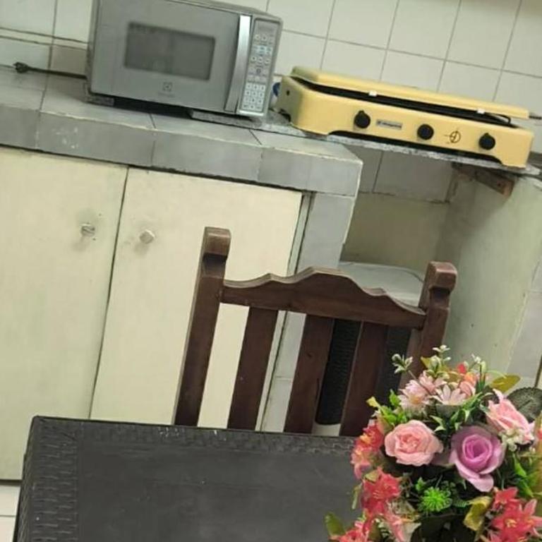 DEPARTAMENTO FAMILIAR PARA 1 a 8 PERSONAS, INDEPENDIENTE , EN AMBATO - Habitación Individual Amplia - 4