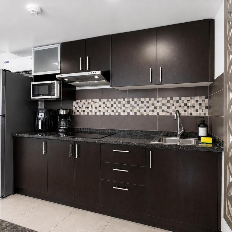 Suite Esquinera con Vista al Rio Puerto Santa Ana, Guayaquil - Apartamento de 1 dormitorio con vistas al río - 6