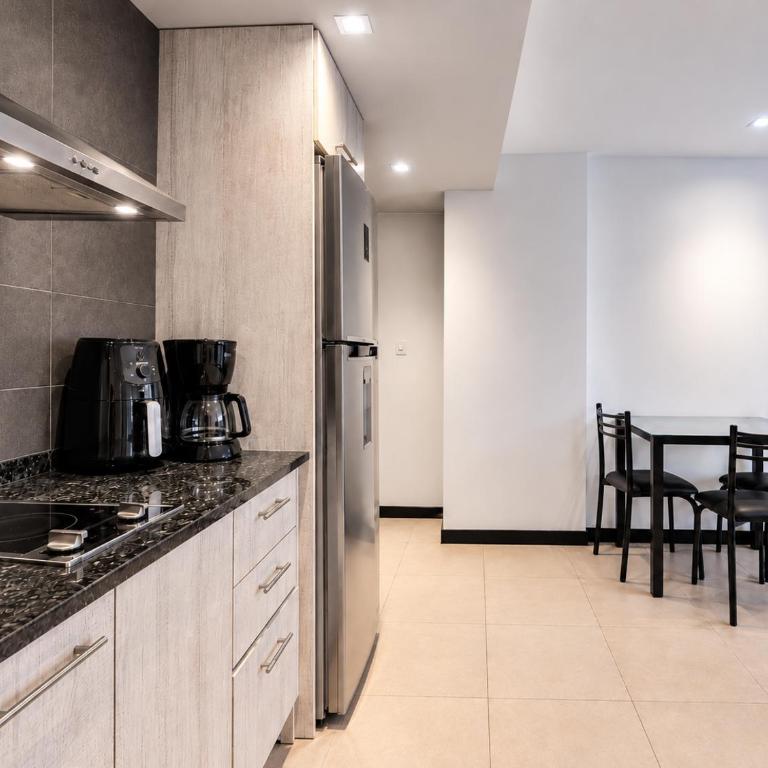 Suite Esquinera con Vista al Rio Puerto Santa Ana, Guayaquil - Suite Junior - 8