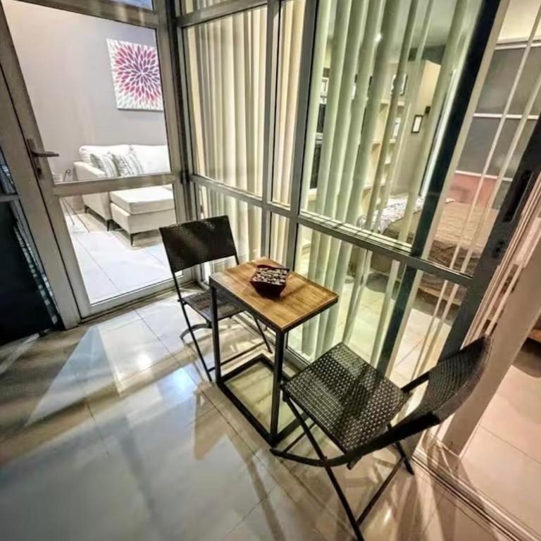 Hermoso y céntrico loft - Apartamento Deluxe de 1 dormitorio con vistas al jardín - 14