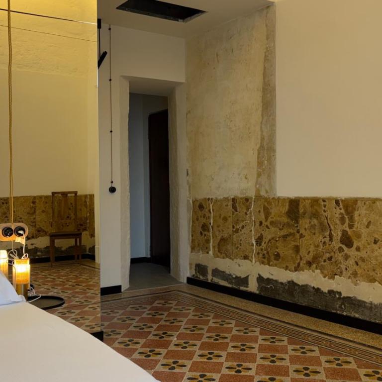 Domus Broggia Napoli - Camera Quadrupla con Bagno Privato - 16