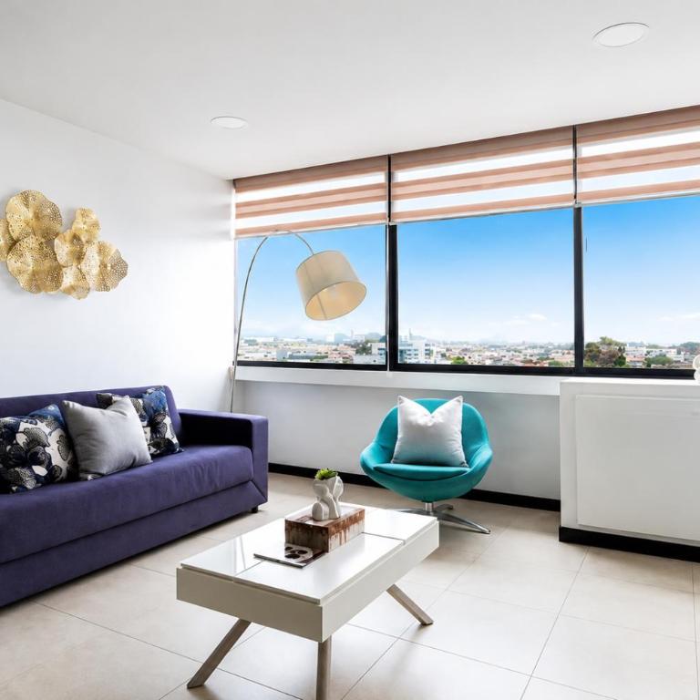 Puerto Santa Ana Luxury Suites Guayaquil - Two-Bedroom Apartment with City View - 1