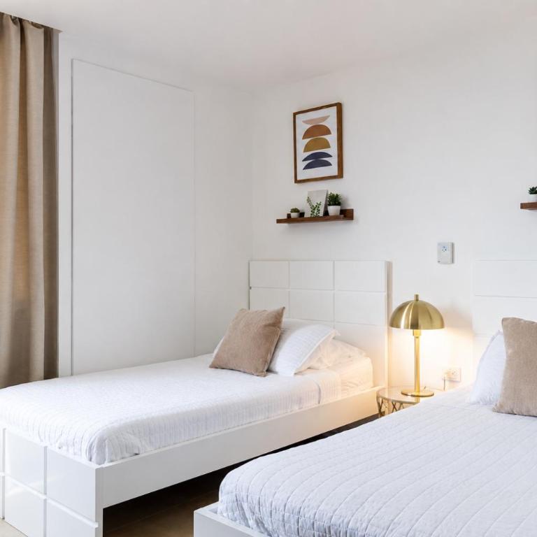 Puerto Santa Ana Luxury Suites Guayaquil - Apartment with City View - 5 adults - 13