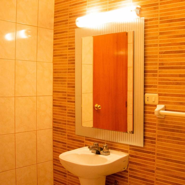 Hotel El Tumi 2 - Twin Room - 19