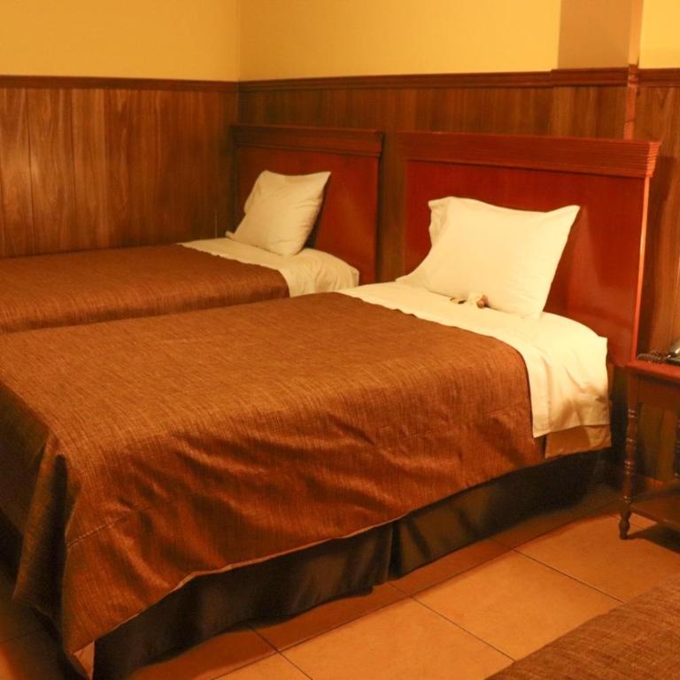 Hotel El Tumi 2 - Triple Room - 12