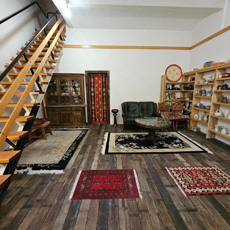 Stone Tower - Entire House with Old Bridge View - Two-Bedroom Townhouse - 31