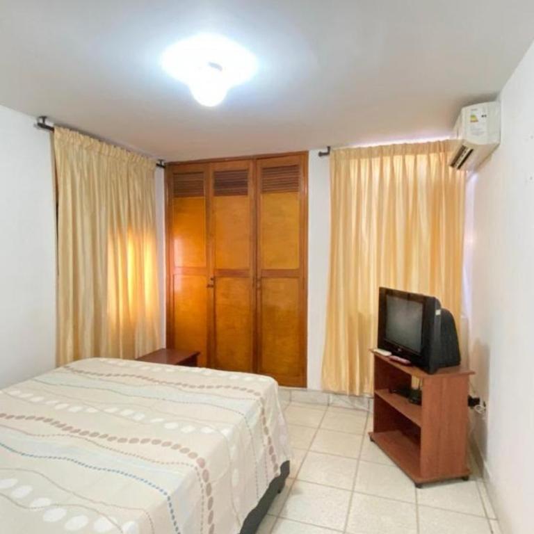 Reserva del Mar 2 Confort - Three-Bedroom Deluxe Apartment - 9