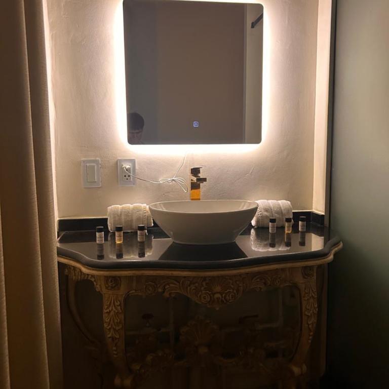 Andara Boutique Hotel - Twin Room with Bathroom - 9