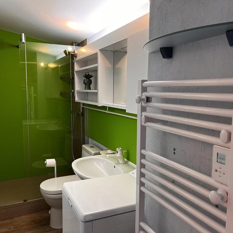 Studio cosy pour 2 à 50m de la plage, centre-ville, tout équipé - FR-1-197-507 - Studio - 17