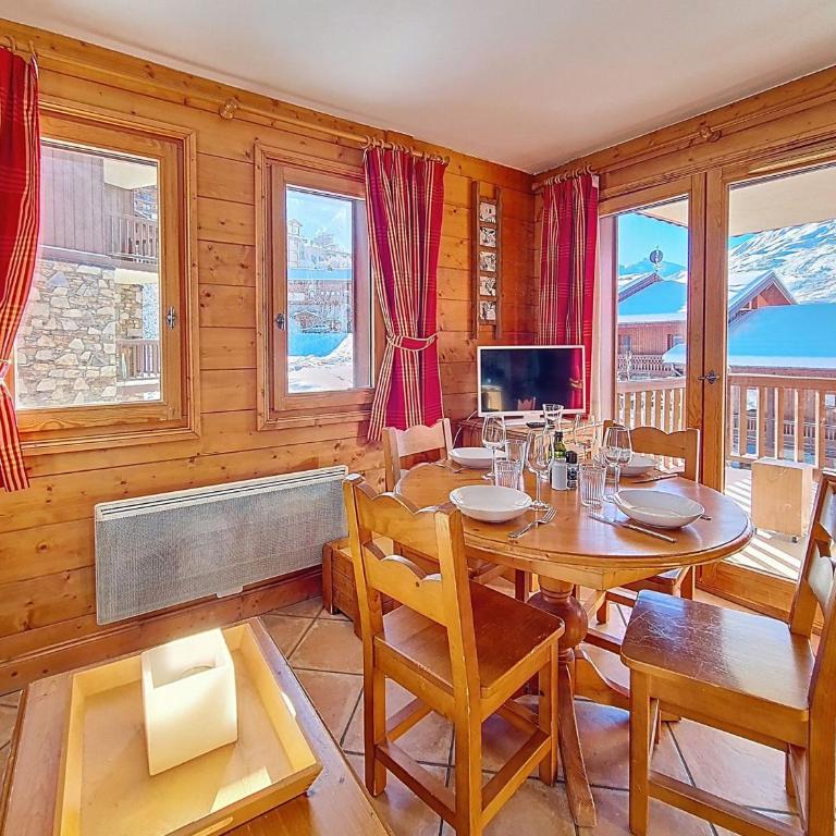 Appartement spacieux et lumineux, proche des pistes, balcon, accès piscine - FR-1-344-1270 - Appartement - 6