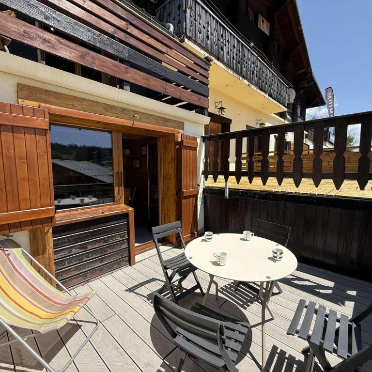Studio mezzanine rénové, terrasse - 4/6 pers. - Apartamento de 1 dormitorio - 4