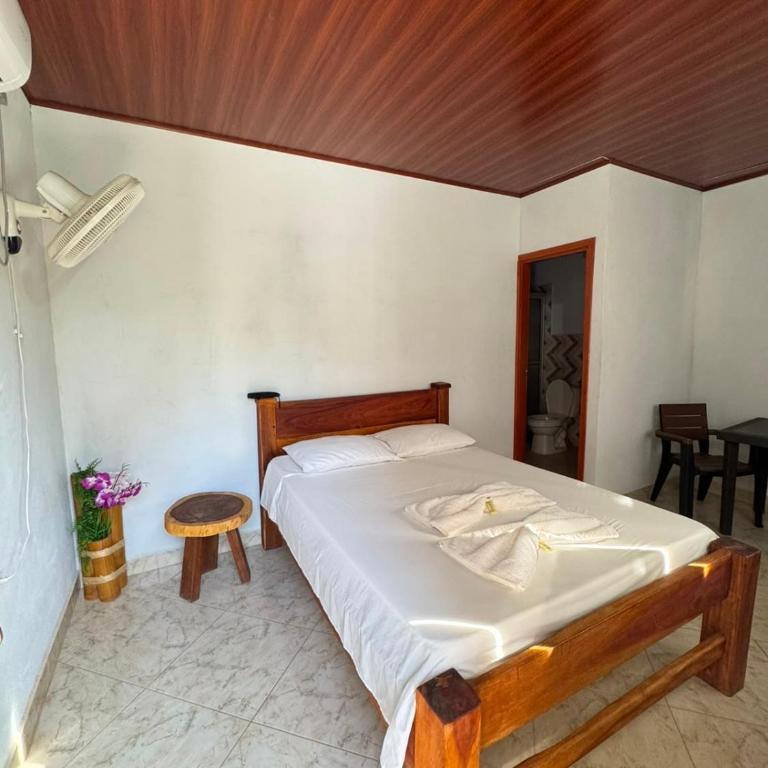 Finca Monteverde en Doradal Piscina jacuzzi y naturaleza hasta 30 personas - Vacation Home - 16