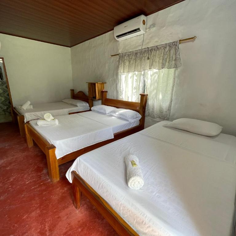 Finca Monteverde en Doradal Piscina jacuzzi y naturaleza hasta 30 personas - Vacation Home - 28