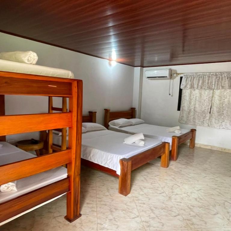 Finca Monteverde en Doradal Piscina jacuzzi y naturaleza hasta 30 personas - Vacation Home - 33