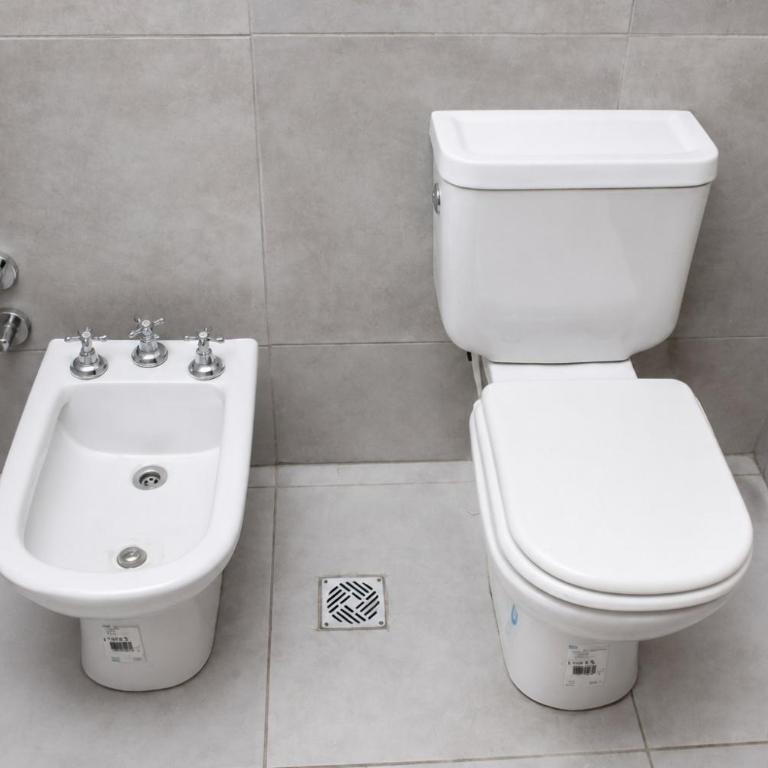 Tekoporã - Casa de 3 Hab con amplio Jardín y Piscina, Parrilla, WiFi, Parking - Casa - 12