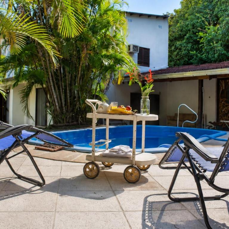 Tekoporã - Casa de 3 Hab con amplio Jardín y Piscina, Parrilla, WiFi, Parking - Casa - 25