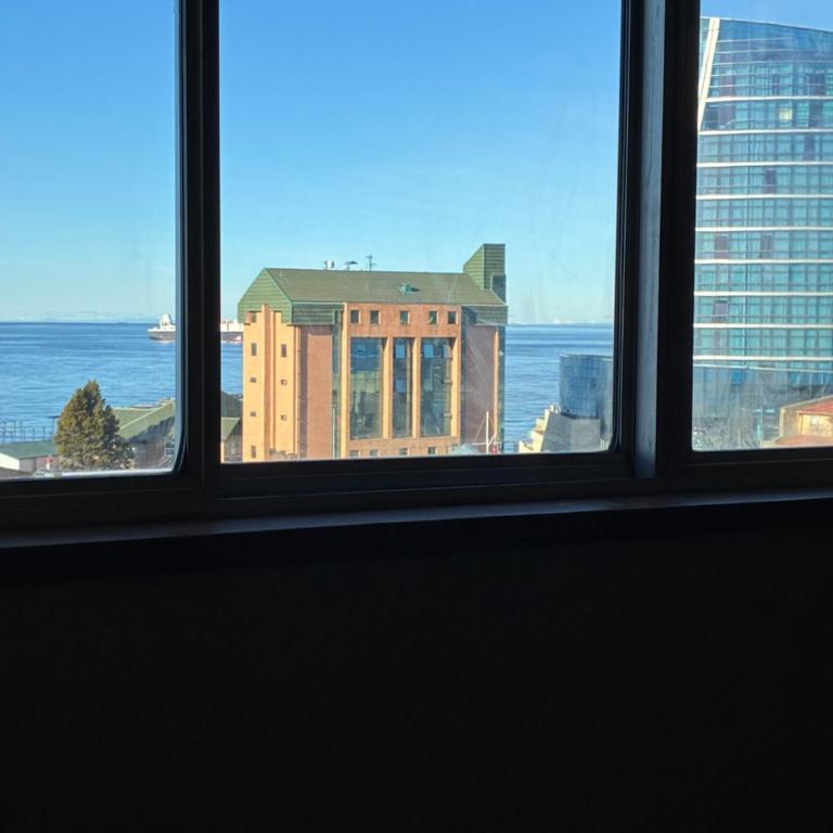central duplex punta arenas - Three-Bedroom Apartment with View - 12