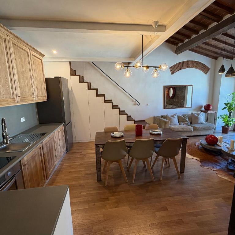 Tuscan Top Floor Duplex - Three-Bedroom Apartment - 2