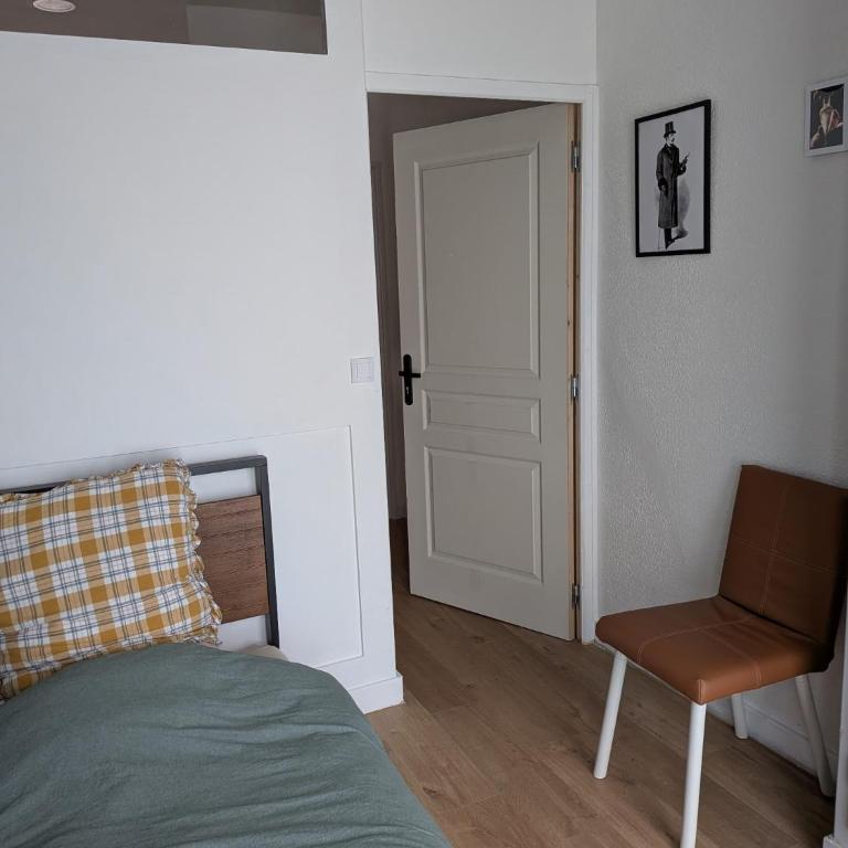 MAISON GERMÈS - CHEZ HARRY - Parking à proximité - Appartement 3 Chambres - 14