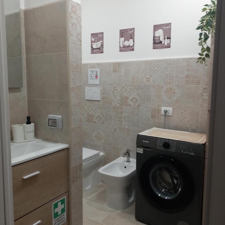 La terrazza nel centro "Appartamento con 2 Stanze e 2 Bagni' - Appartement - Rez-de-Chaussée - 33