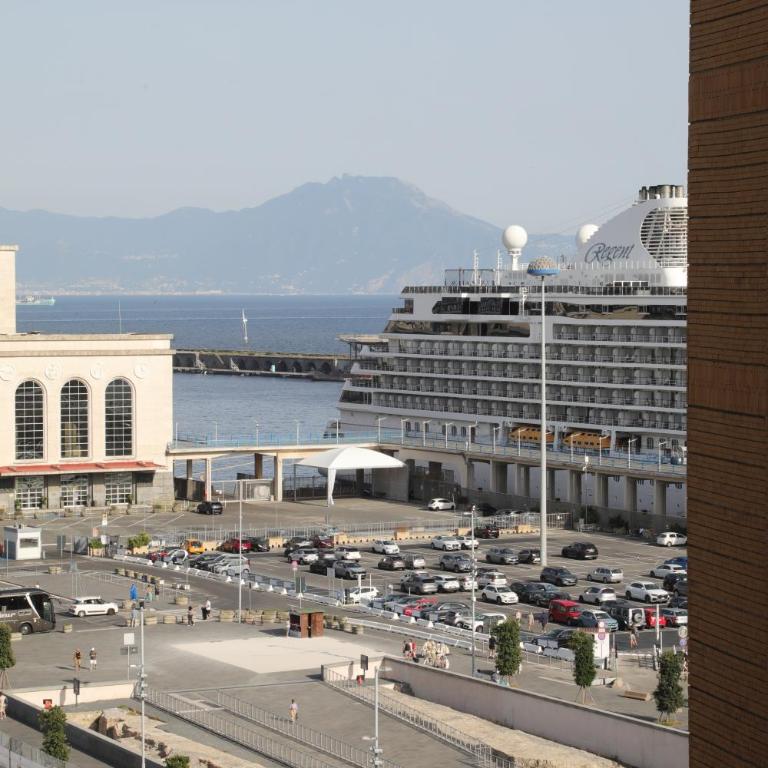 4ever - Camera King con Vista Mare - 1