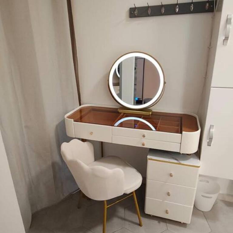 Résidence des Fleurs - Les Escapades Cosy - 1 à 4 personnes - One-Bedroom Apartment with Terrace - 6