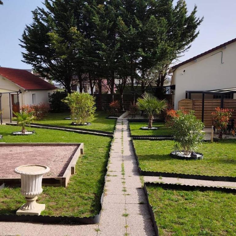 Résidence des Fleurs - Les Escapades Cosy - 1 à 4 personnes - One-Bedroom Apartment with Terrace - 18