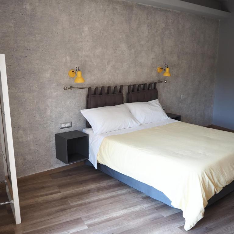 Bed and Breakfast New Morning Holiday - Camera Matrimoniale Deluxe con Balcone - 1