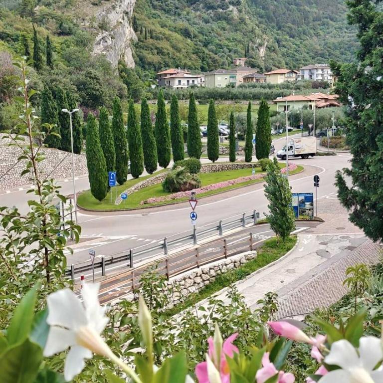 Residenza The Rock - Deluxe Apartment mit Balkon und 2 Schlafzimmern - 41