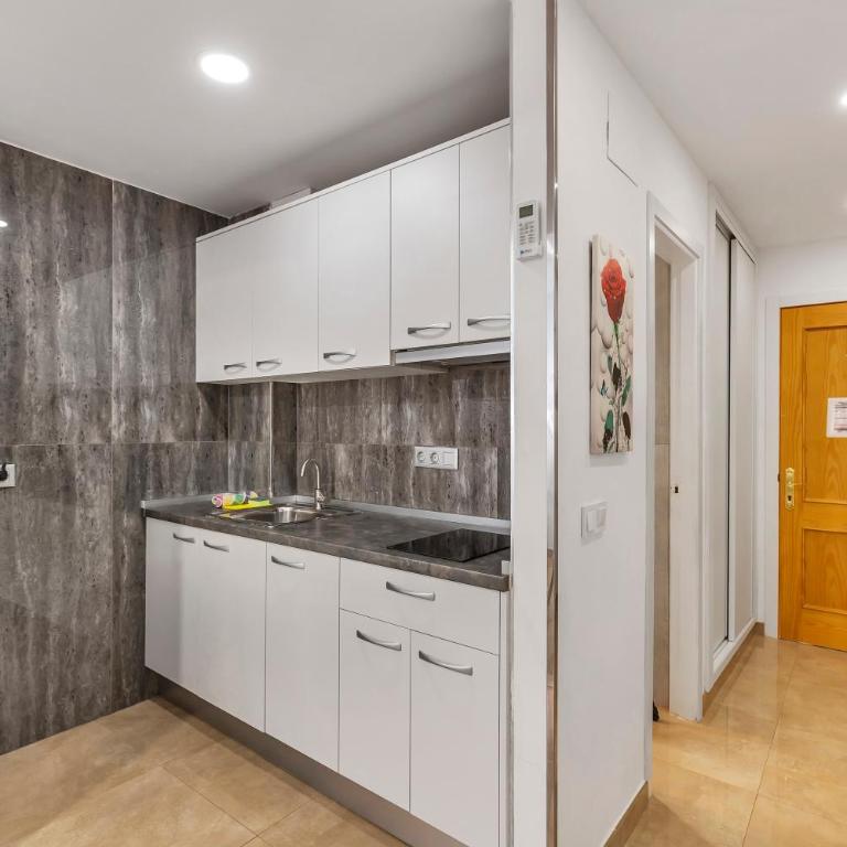 Homely Apartments Loft Sunset - Monolocale Standard - 17