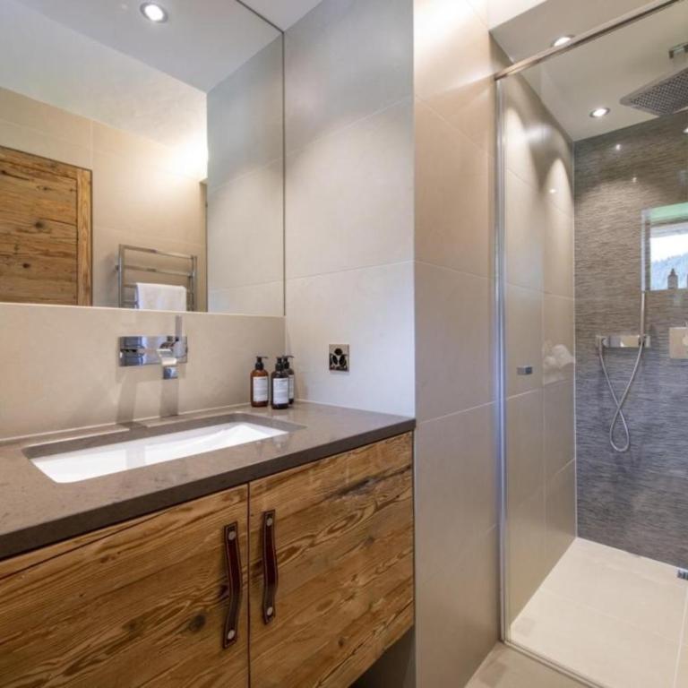 Luxury Chalet Chamonix with Pool & Jacuzzi - Maison de Vacances - 19