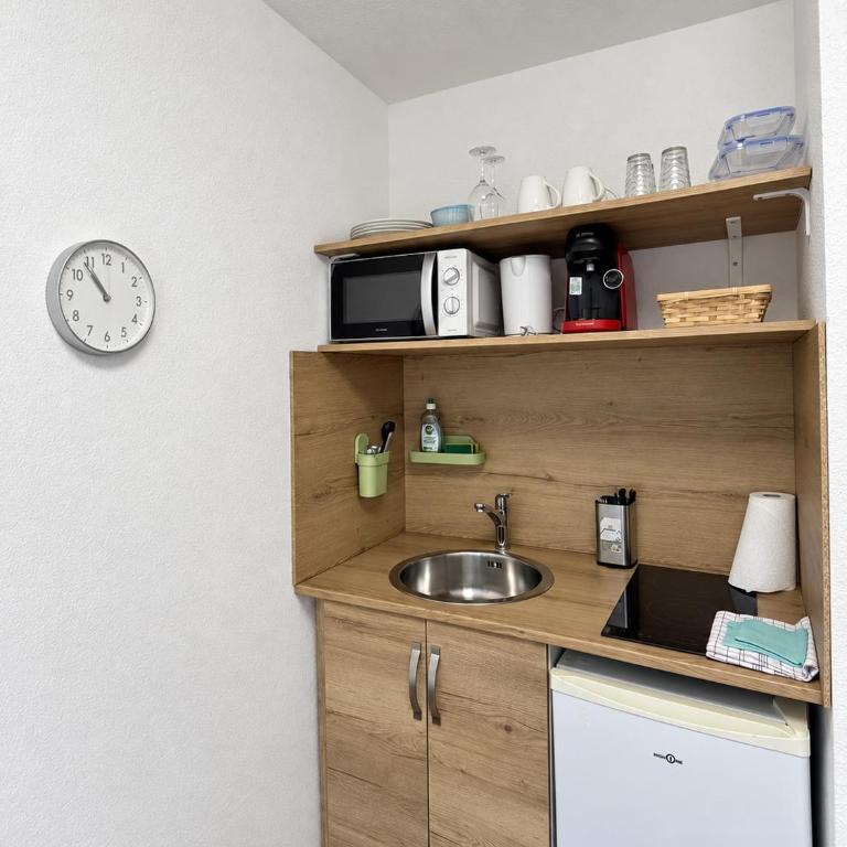 STUDIO Av MARX DORMOY CLERMONT CENTRE B - Appartement 1 Chambre - 6