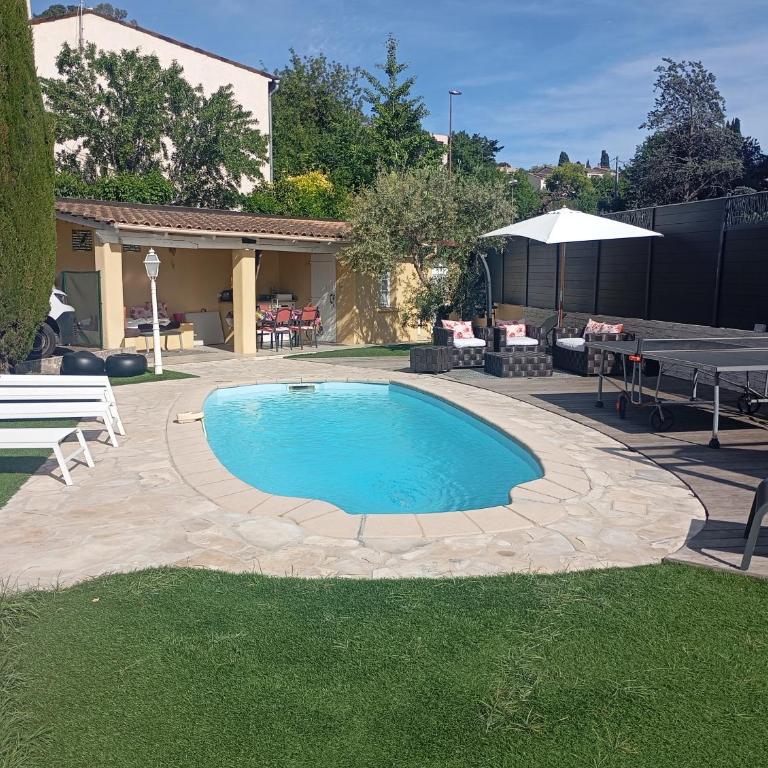Cosy Bas de Villa, proche de Cannes - Maison 2 Chambres - 3