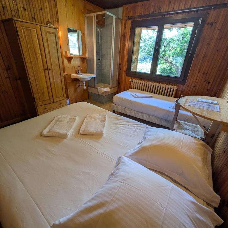 Auberge de Pra-Loup - Chambre Triple avec Toilettes Communes - 4