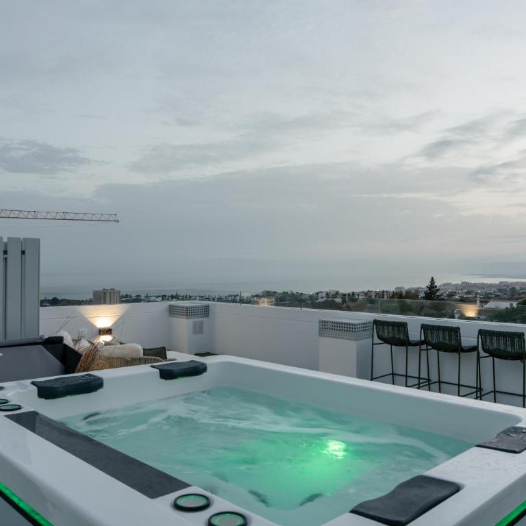 Duplex Penthouse Rooftop Jacuzzi Terrace Views - Apartamento de 2 dormitorios con terraza y vistas al mar - 77