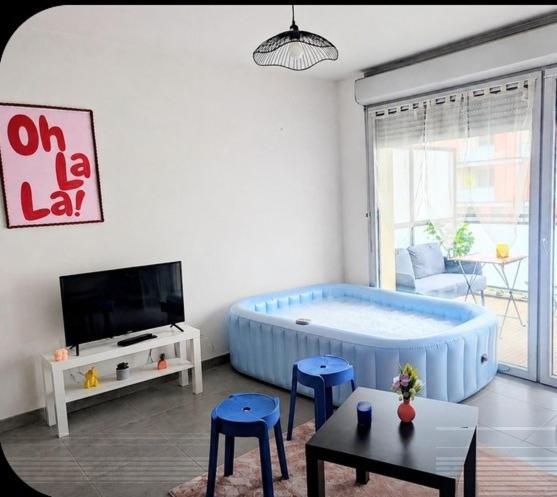 Appart Relax - parking, home cinema, jacuzzi bath, love room - Apartment mit 1 Schlafzimmer - 1