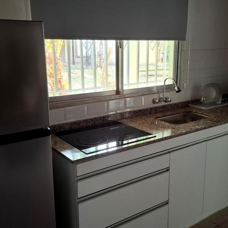Casa a 50 m de la playa y 300 m de Termas San José - Casa de 3 dormitorios - 9