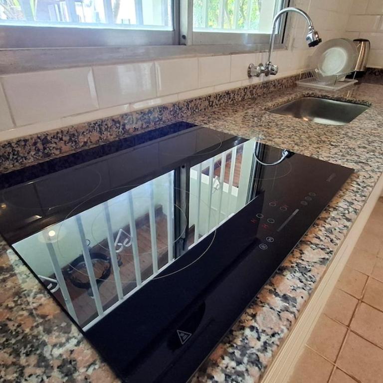 Casa a 50 m de la playa y 300 m de Termas San José - Casa de 3 dormitorios - 8