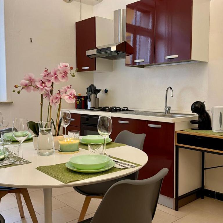 The Heart of Udine Apartment - Appartamento con 2 Camere da Letto - 14