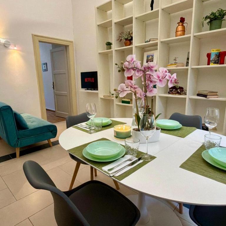 The Heart of Udine Apartment - Appartamento con 2 Camere da Letto - 13