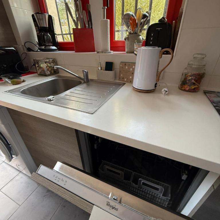 Villa Giroflé - Two-Bedroom Apartment - 7