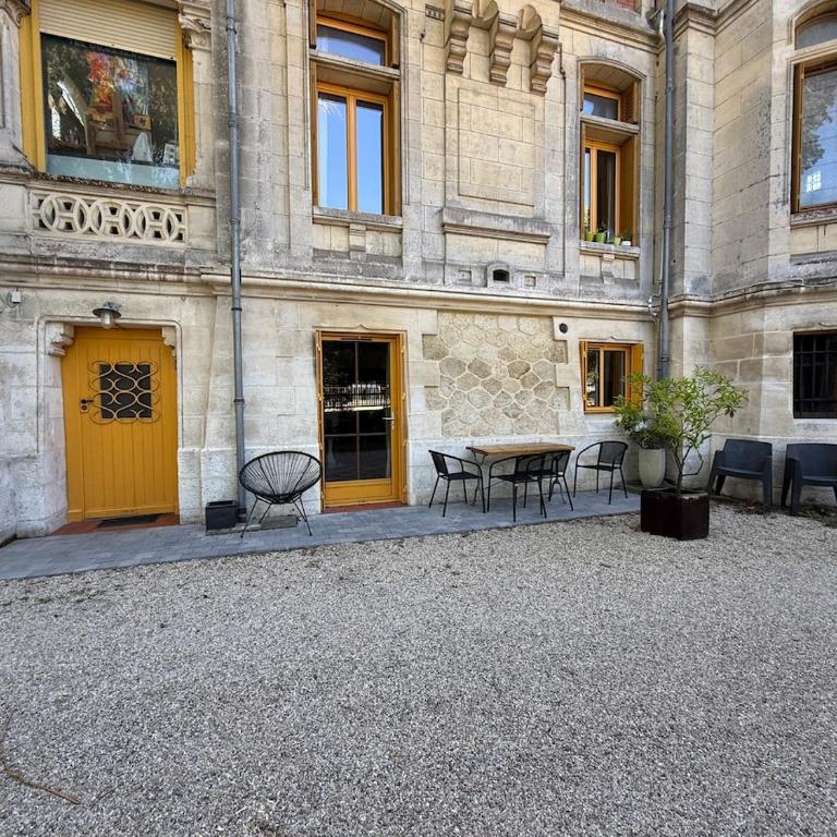 Villa Giroflé - Two-Bedroom Apartment - 16