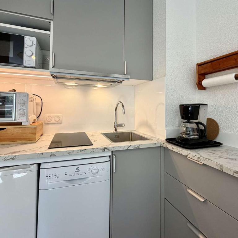 Studio avec Coin Montagne, 100m des Pistes et Commerces, 4 Couchages - Vars Les Claux - Appartement 1 Chambre - 11