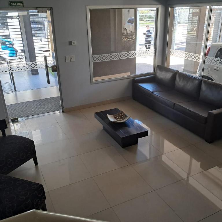 Hermoso departamento en Caseros Centro - Apartamento de 1 dormitorio - 11