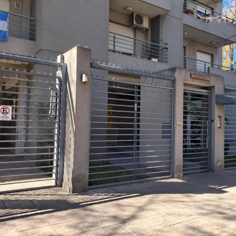 Hermoso departamento en Caseros Centro - Apartamento de 1 dormitorio - 9