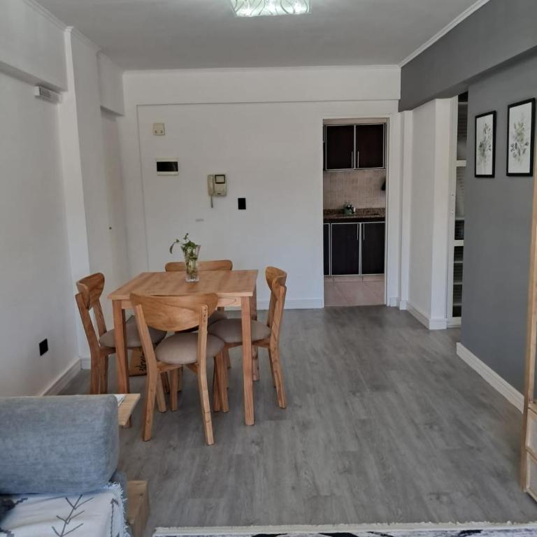 Hermoso departamento en Caseros Centro - Apartamento de 1 dormitorio - 45