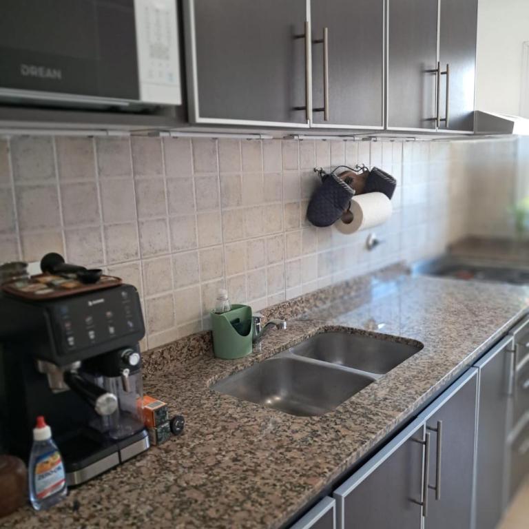 Hermoso departamento en Caseros Centro - Apartamento de 1 dormitorio - 33