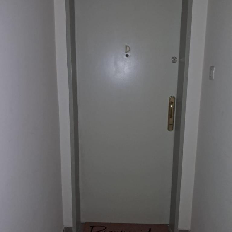 Hermoso departamento en Caseros Centro - Apartamento de 1 dormitorio - 41