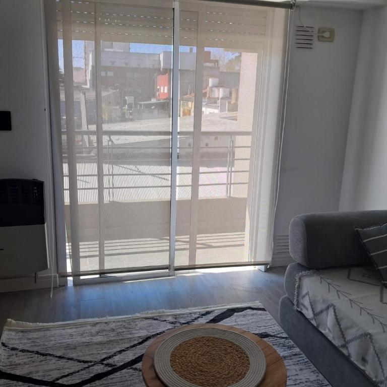 Hermoso departamento en Caseros Centro - Apartamento de 1 dormitorio - 70